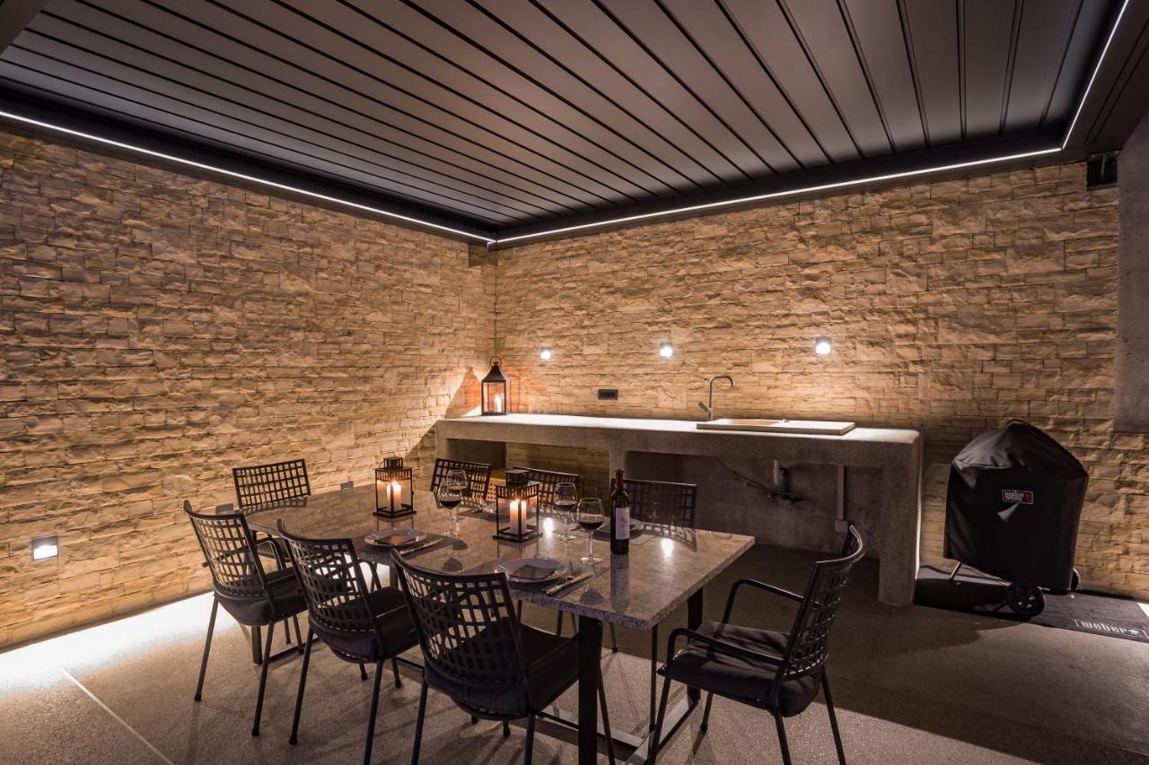 Villa Dispet With Heated Pool, Jacuzzi, Sauna And Cinema Celina Zewnętrze zdjęcie