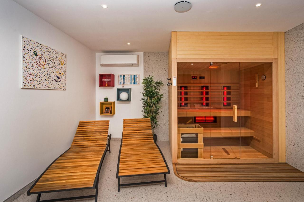 Villa Dispet With Heated Pool, Jacuzzi, Sauna And Cinema Celina Zewnętrze zdjęcie
